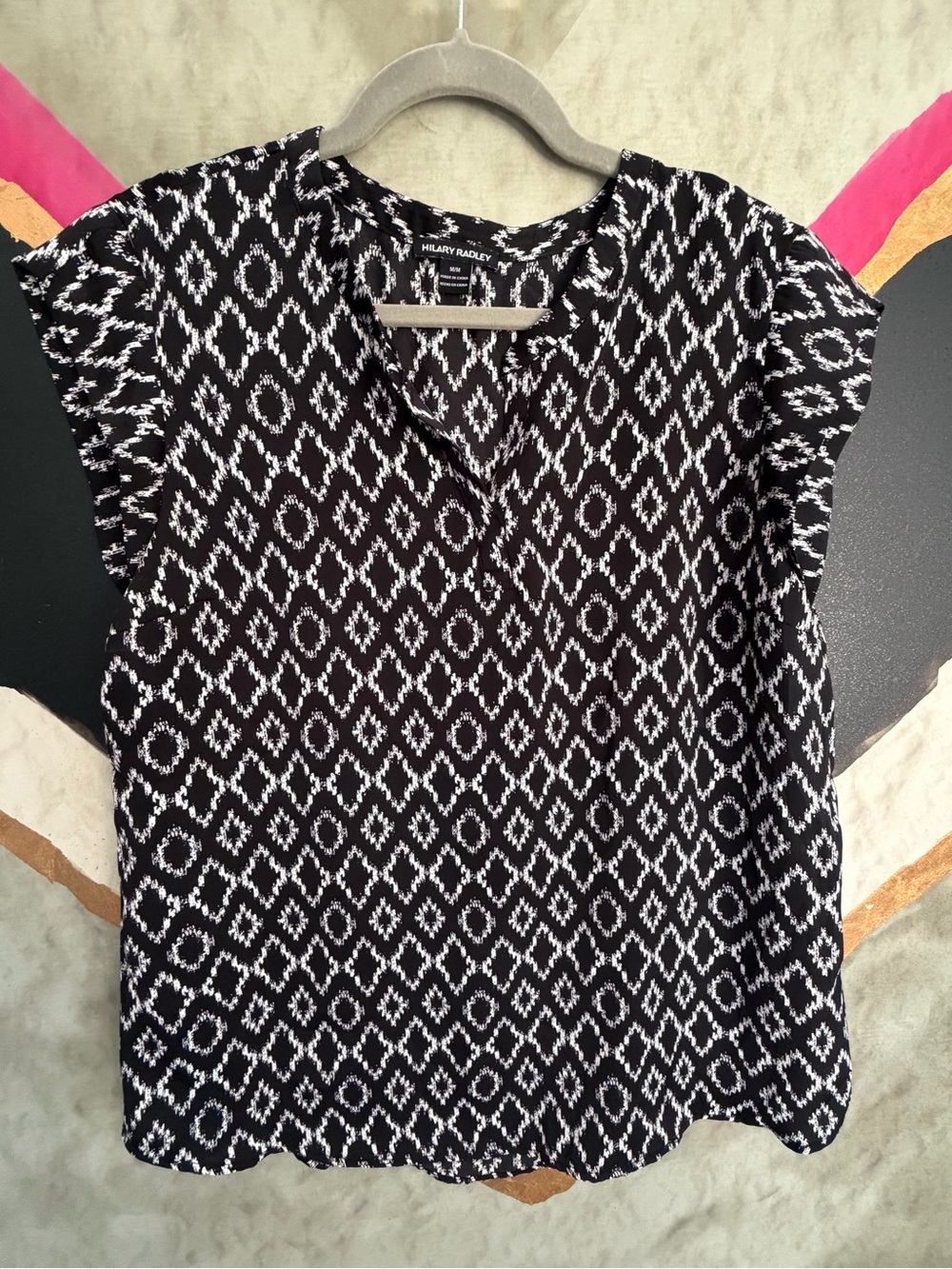 Hilary Radley Black & White Geometric Cap-Sleeve Blouse